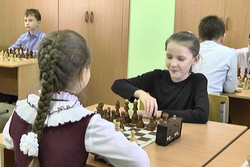 За шахматной доской - юные интеллектуалы