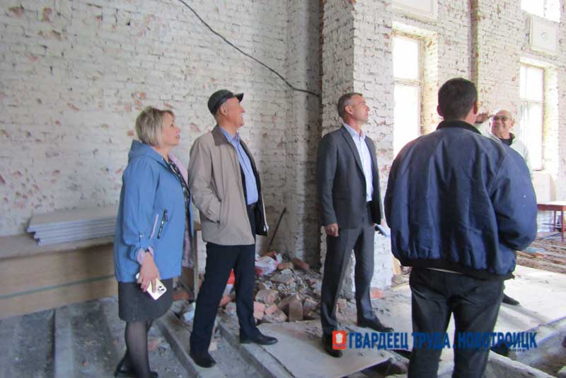Денис Меньшиков рассказал о реконструкции Дворца культуры металлургов