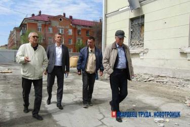 Денис Меньшиков рассказал о реконструкции Дворца культуры металлургов