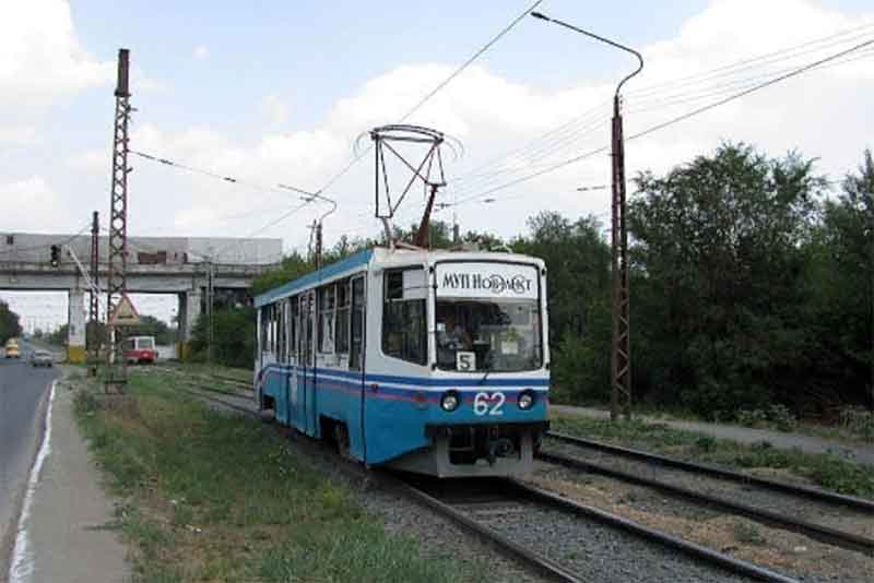 В Новотроицке трамваи возобновили движение после аварии на контактной сети