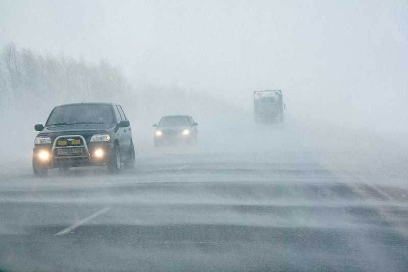 Оренбуржцев предупреждают об усилении снегопада