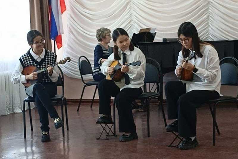 Воспитанники Детской музыкальной школы Новотроицка успешно выступили в Орске
