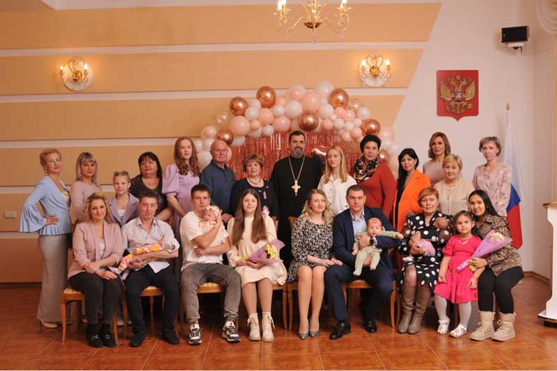 Во Дворце торжеств Новотроицка отметили  День матери