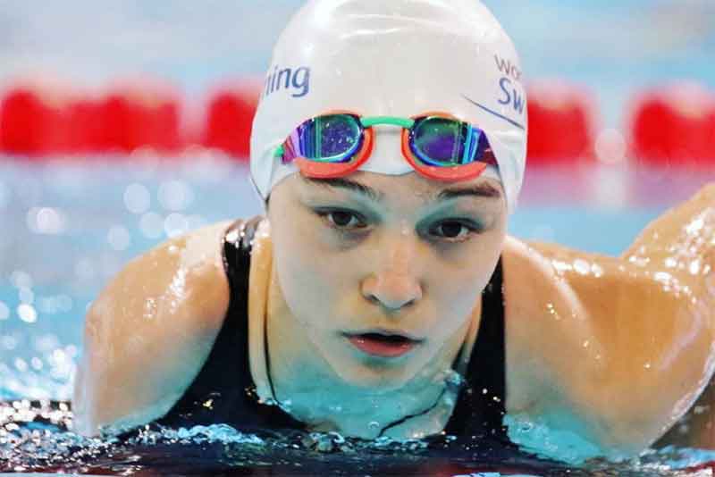 Виктория Ищиулова из Орска завоевала 3 медали на первенстве России по плаванию