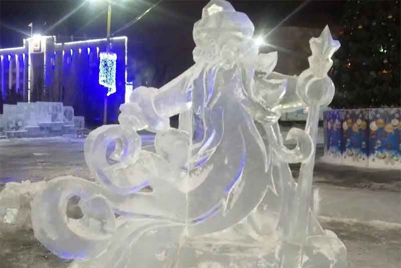 В Новотроицке 28 декабря начнет работать новогодний ледовый городок
