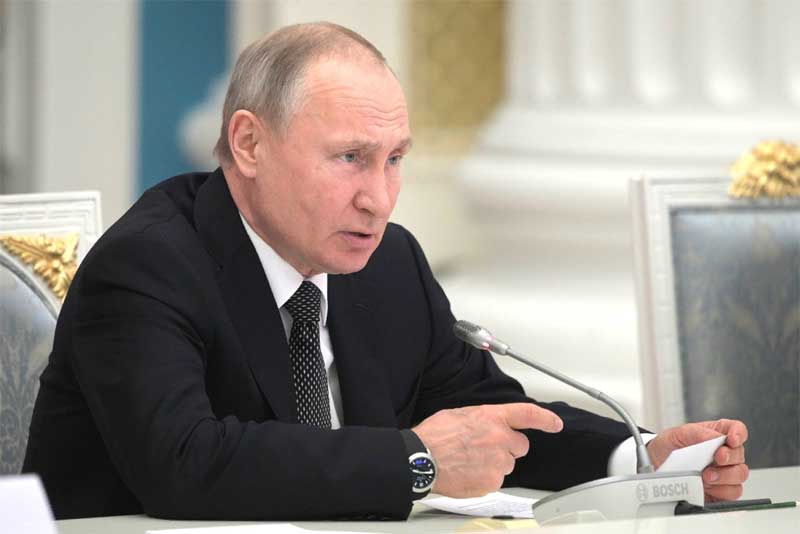 Президент Путин потребовал исправить ошибки, допущенные при частичной мобилизации в России