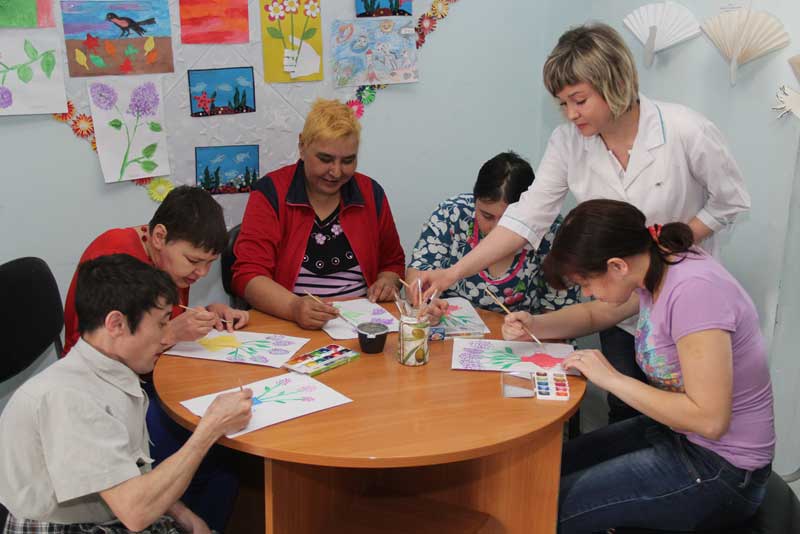 Сотрудники Новотроицкого психоневрологического интерната перенимают лучшие практики работы с особыми детьми