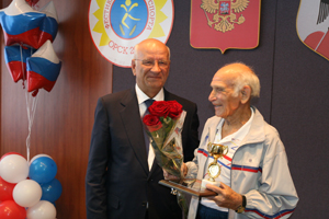 Фестиваль рабочего спорта
превратился в яркий, красочный праздник