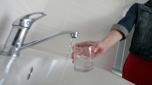 Разводы на воде