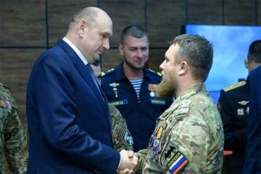 Евгений Сонцев встретился с финалистами первого потока региональной кадровой программы «Герои Оренбуржья»
