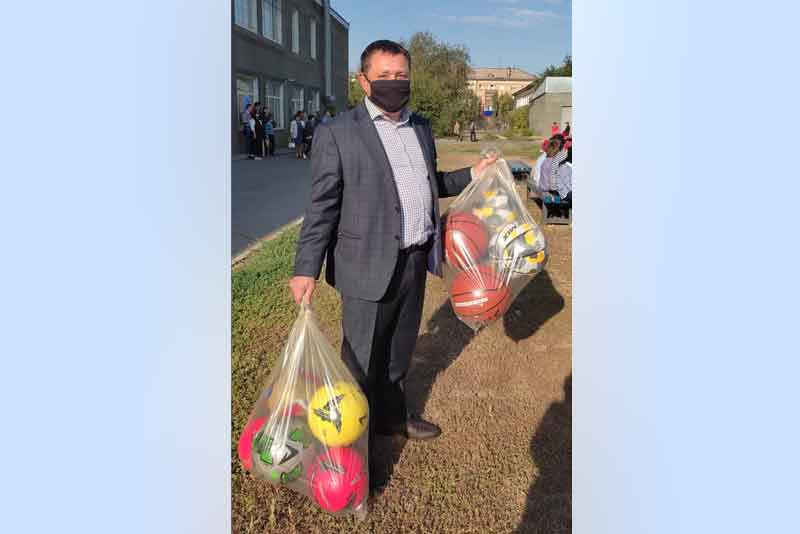 Звенит звонок, зовет звонок…
