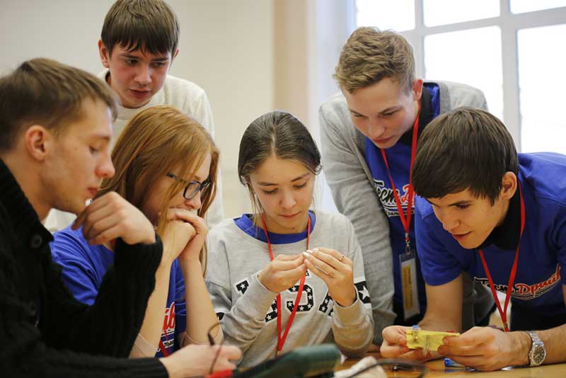 Школьники Оренбуржья на 2 дня станут студентами УрФУ и погрузятся в атмосферу цифровой трансформации