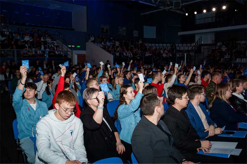 Новотройчанка Елена Ланина победила в номинации «Наставник» по  итогам работы оренбургского  отделения «Движения первых» за год