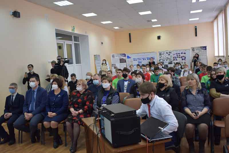 В Новотроицком строительном техникуме состоялось открытие VI регионального чемпионата «Молодые профессионалы» (WorldSkills Russia).