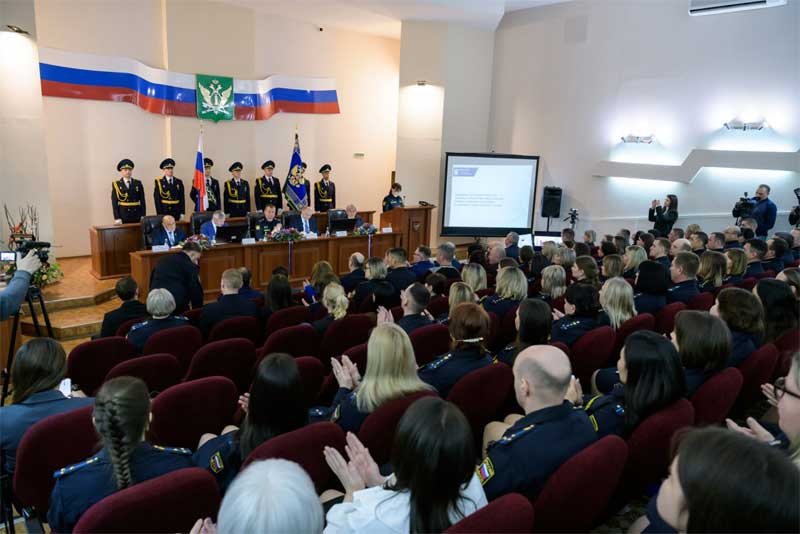 Более 600 миллионов рублей долгов списано участникам СВО, заключившим контракт с Минобороны России на срок более одного года