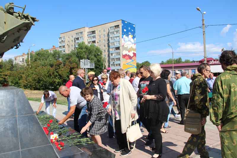 В Новотроицке отметили день ветеранов боевых действий (фото)