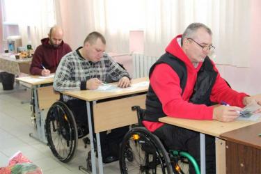 В Оренбуржье негосударственные организации могут получить господдержку, оказывая социальные услуги семьям с инвалидами 