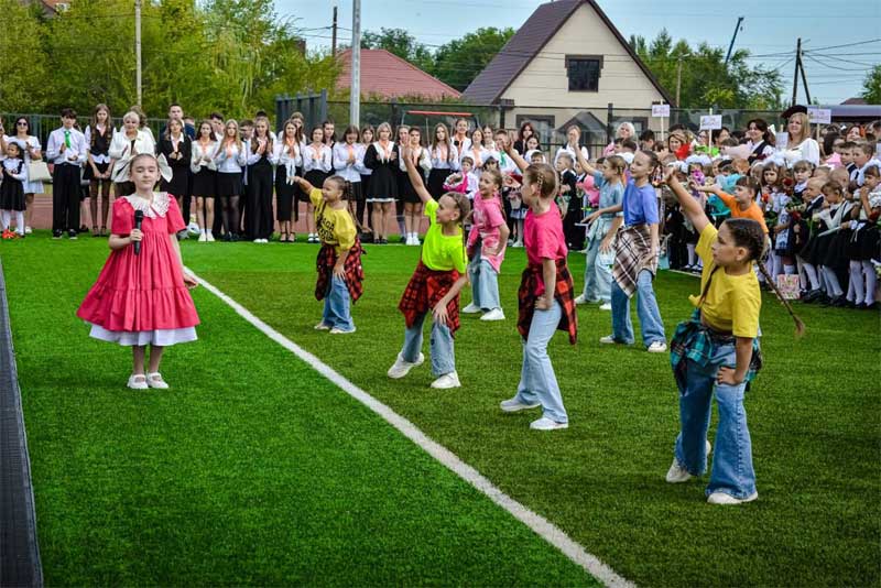 Первого сентября врио губернатора области Евгений Солнцев работал в Бузулуке и Бузулукском районе