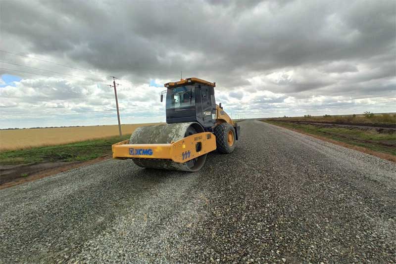 В Оренбуржье до конца года приведут в порядок 440 км гравийных дорог