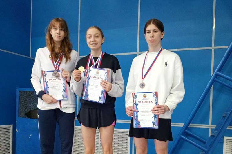 Новотроицкие пловцы – в числе победителей и призеров чемпионата Оренбуржья и спартакиады учащихся