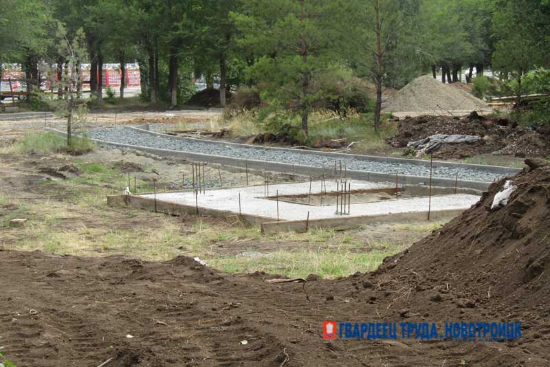 В центре  Новотроицка обустраивают еще одну общественную  территорию
