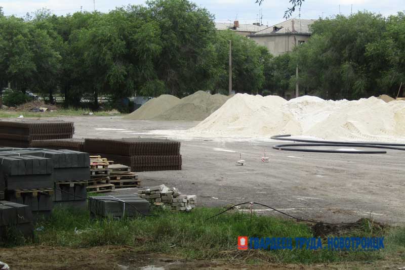 В центре  Новотроицка обустраивают еще одну общественную  территорию