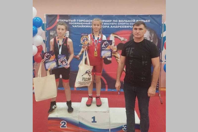 В Новотроицке провели турнир в память о мастере спорта СССР по вольной борьбе Викторе Чапайкине