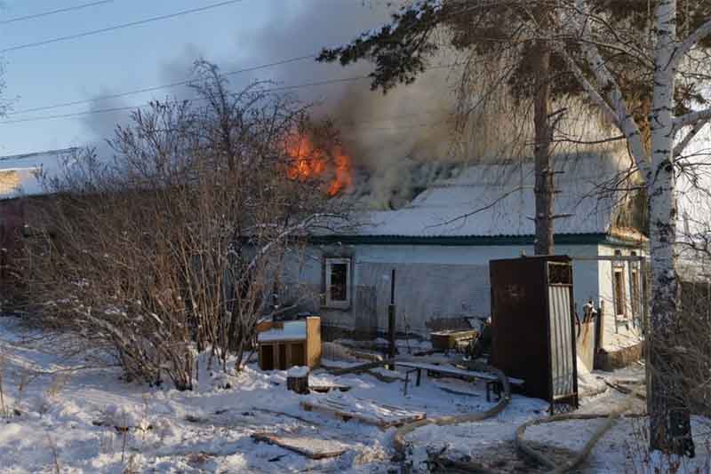 Предпосылкой гибели детей на пожаре в Новотроицке назвали халатность соцработников