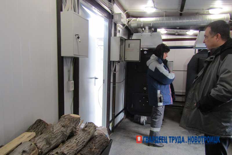 В Новотроицке на случай возникновения аварийных ситуаций подготовили к работе две мобильные котельные