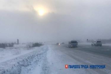 В Оренбуржье в связи с ухудшением погодных условий на дорогах введены ограничения