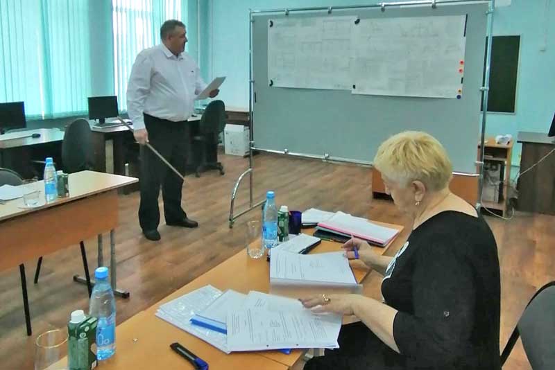 В Новотроицком строительном техникуме началась защита дипломных проектов