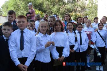 В Новотроицке сокращается численность учащихся школ