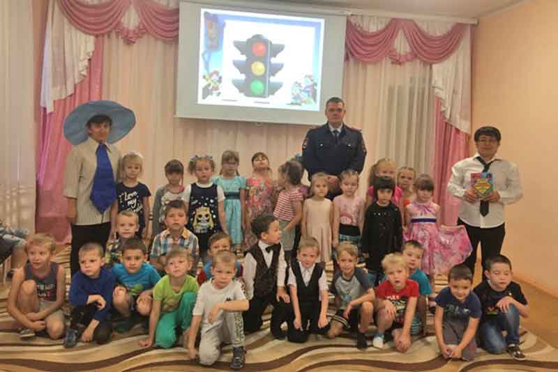 Детям – о правилах дорожного движения (фото)