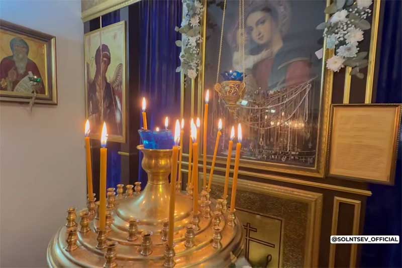 Губернатор Оренбуржья Евгений Солнцев в православный праздник побывал в Свято – Успенском женском монастыре областного центра