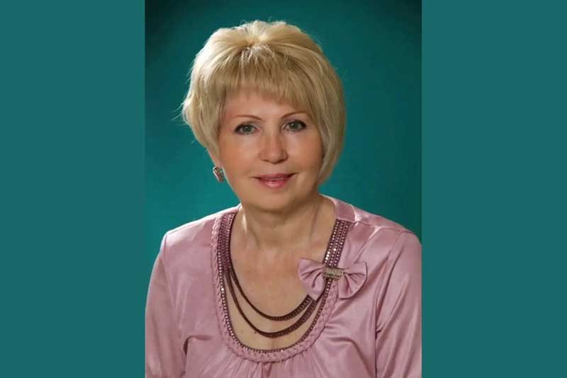 Преданность профессии. Директор школы №23 Новотроицка Людмила Спигина