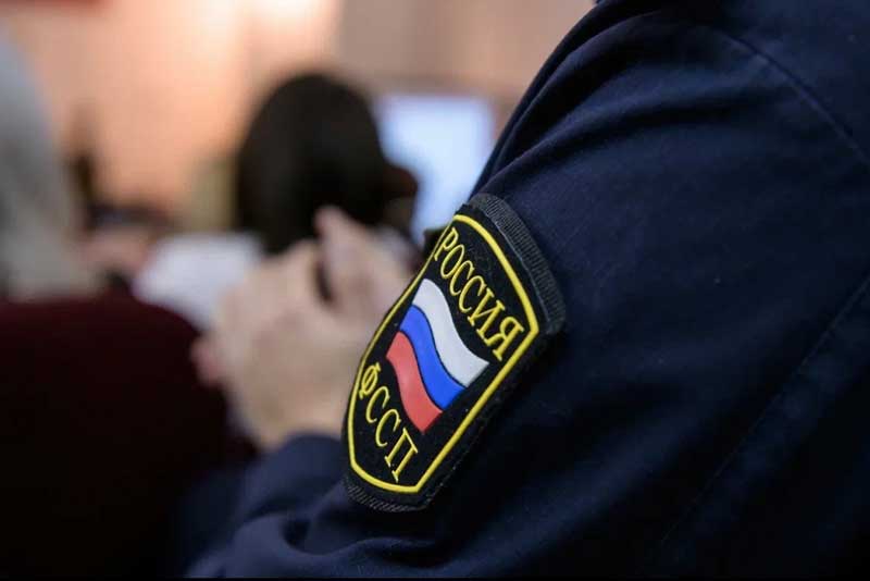 Попытка скрыть смартфон, ставший вещественным доказательством, привела жителя области к уголовной ответственности