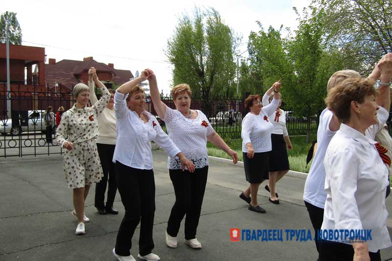 В Новотроицке провели  юбилейный фестиваль «Мы будем помнить!»