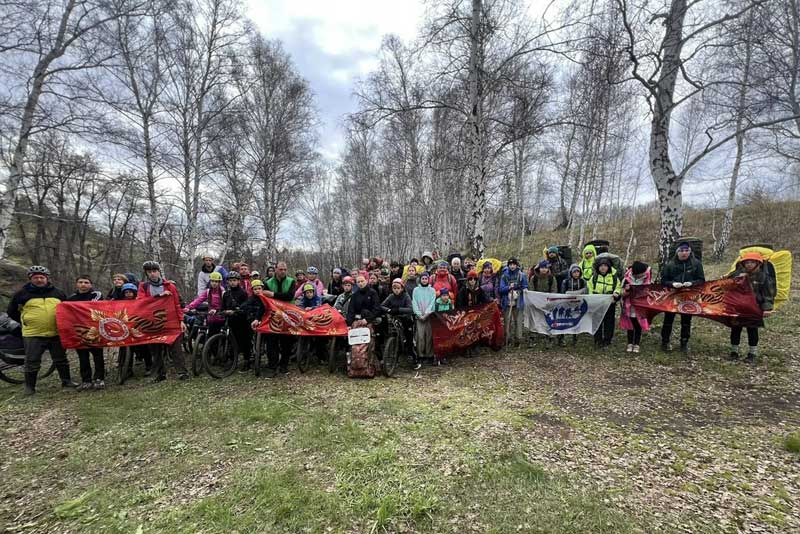 Поход, бросивший вызов бездорожью. 300 километров в честь Дня Великой Победы