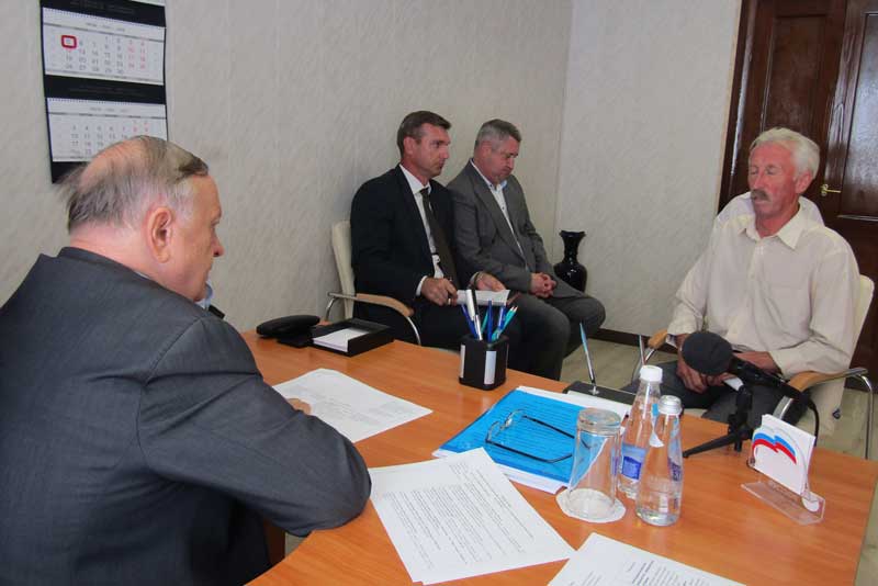 Депутат Государственной Думы, генерал-полковник Виктор Заварзин побывал в Новотроицке с рабочим визитом