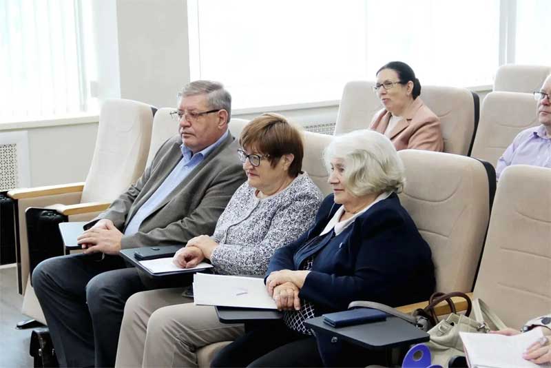 В Новотроицке в пилотном режиме внедрена система долговременного ухода за пожилыми людьми