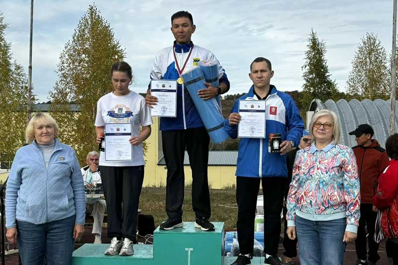 Новотроицкие педагоги стали участниками областного туристического слета работников образования
