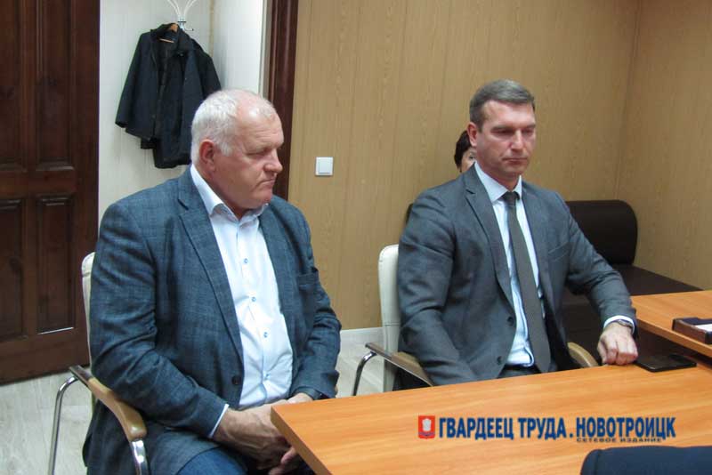 Депутат Государственной Думы Виктор Заварзин обсудил в Новотроицке комплекс вопросов развития города