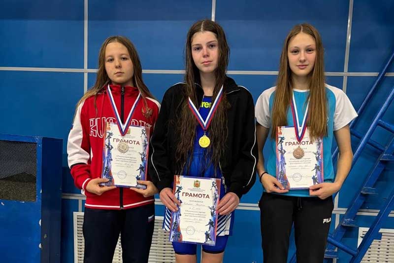 Новотройчанин  Егор Криворучко стал мастером спорта России по плаванию