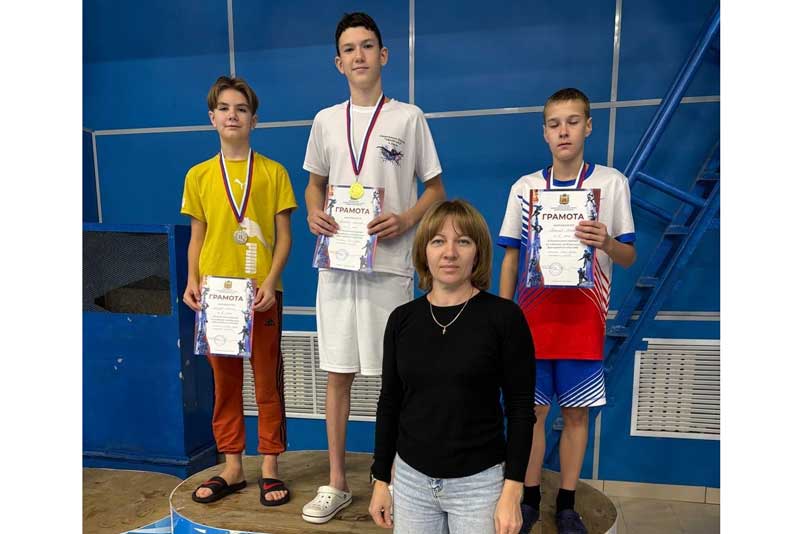 Новотройчанин  Егор Криворучко стал мастером спорта России по плаванию