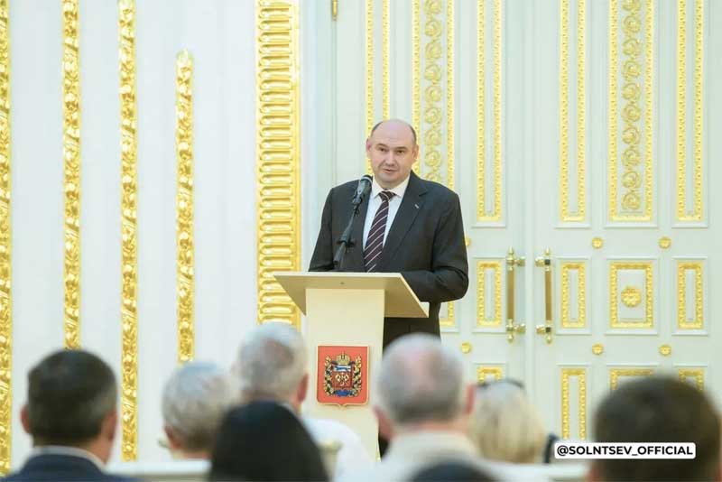 В преддверии профессионального праздника в Оренбуржье чествовали строителей  