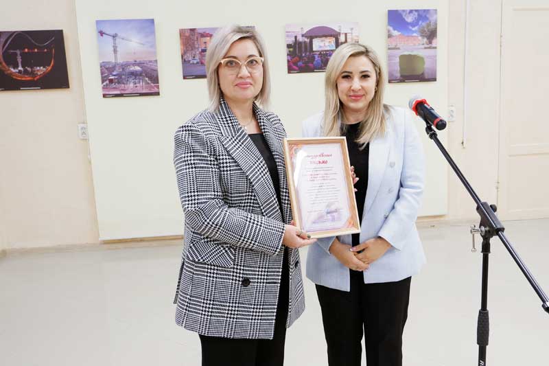 В Новотроицке представили фотопроект о современном облике города и его исторической уникальности  (0+)