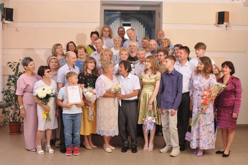 Счастливому союзу - полвека. Супруги Десяткины