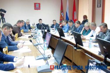 Новотроицкие депутаты в октябре проведут встречи со своими избирателями