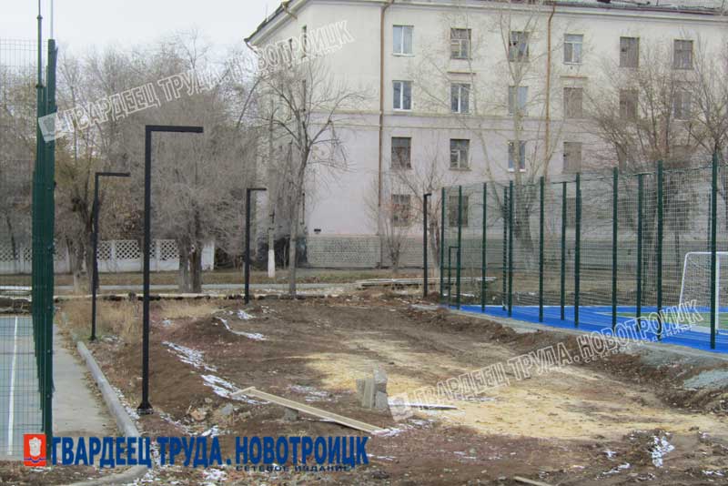 Реконструкция стадиона «Юность» продолжается