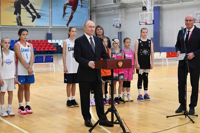 Президент России Владимир Путин в режиме ВКС открыл Академию настольного тенниса в Оренбурге